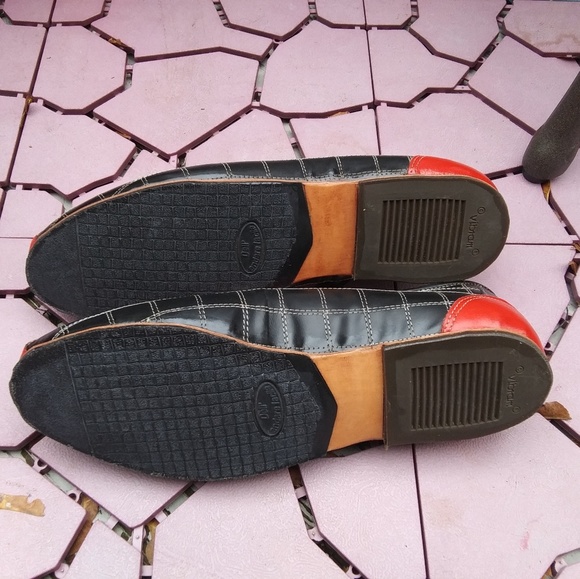 Shoes - Picture 5 of 7